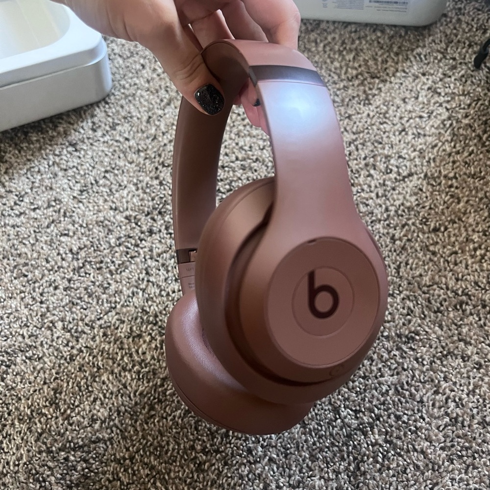 Beats Wireless Headphones